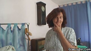 Азиатки Лесбийки организират взаимно поглаждане на Вагина български порно С пръсти
