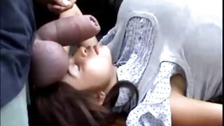 В порно български средата на тренировката негър заби черен фалос във влагалището на зряла жена