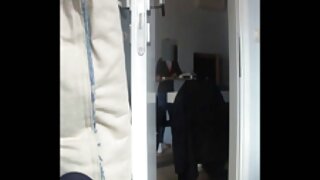 Развратна съпруга гадно българско секс и чука съпруга си в частен видео чат